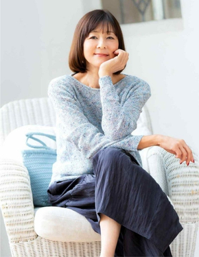 長袖ニットプルオーバー