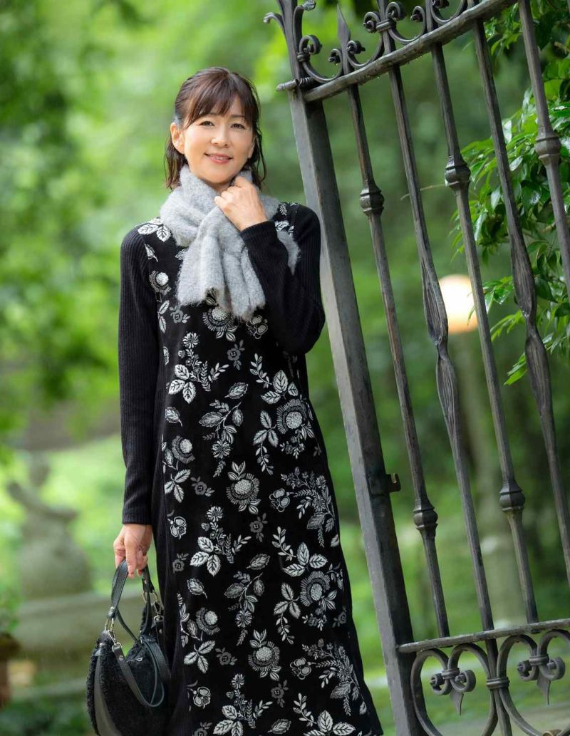 ストレッチベロアワンピース