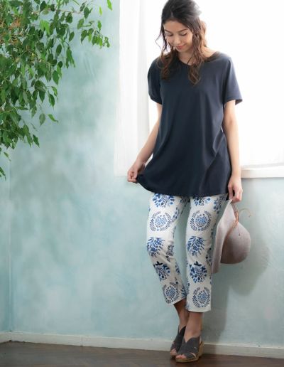 スリット入9分丈パンツ